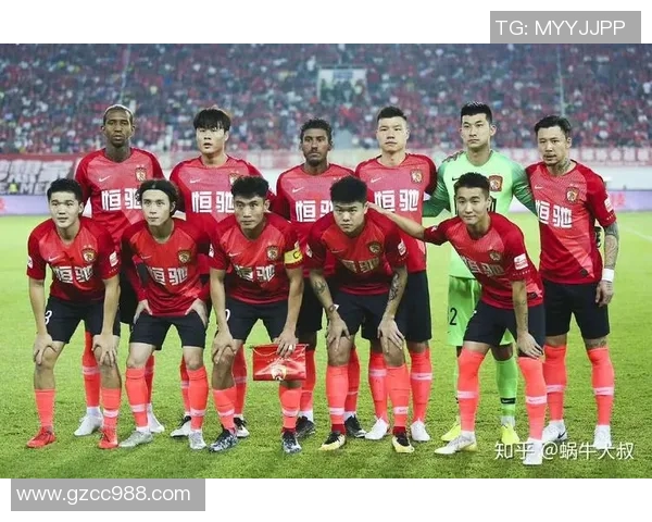 2017中超精彩对决上海上港迎战广州恒大巅峰之战回顾与分析